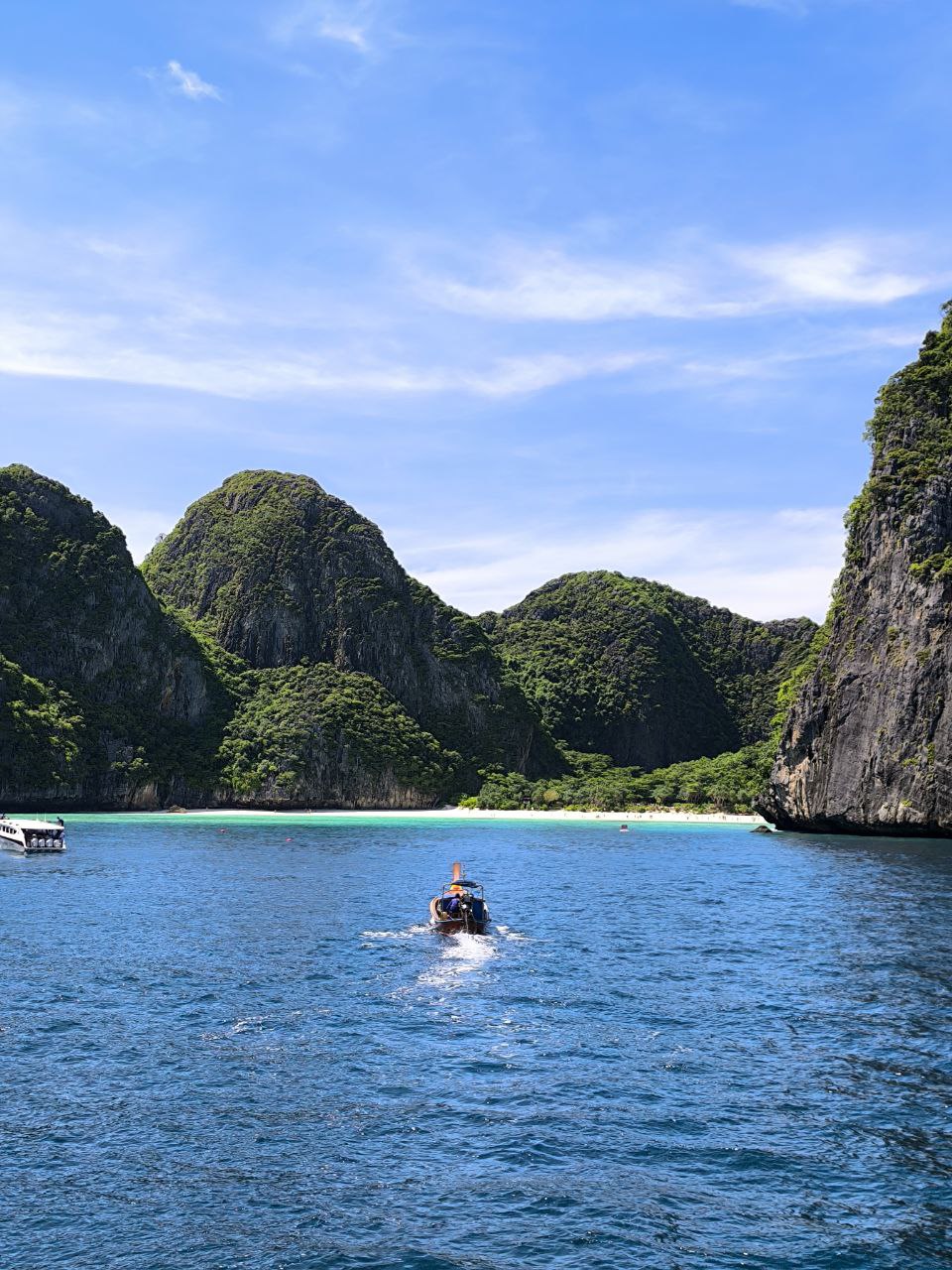 Сокровища Пхи-Пхи - экскурсия на острова Пхи-Пхи c ночевкой из Пхукета